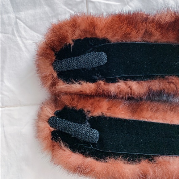 Genuine Fur Collar - Picture 3 of 8